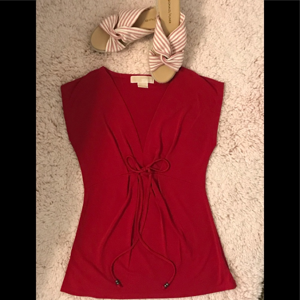 ✨Michael Kors Red Sleeveless Top✨